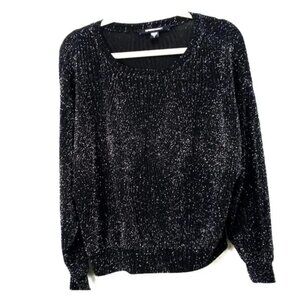 WHITE STAG   GLAMOROUS SHIMERY SILVER ON BLACK LIGHT WEIGHT TOP